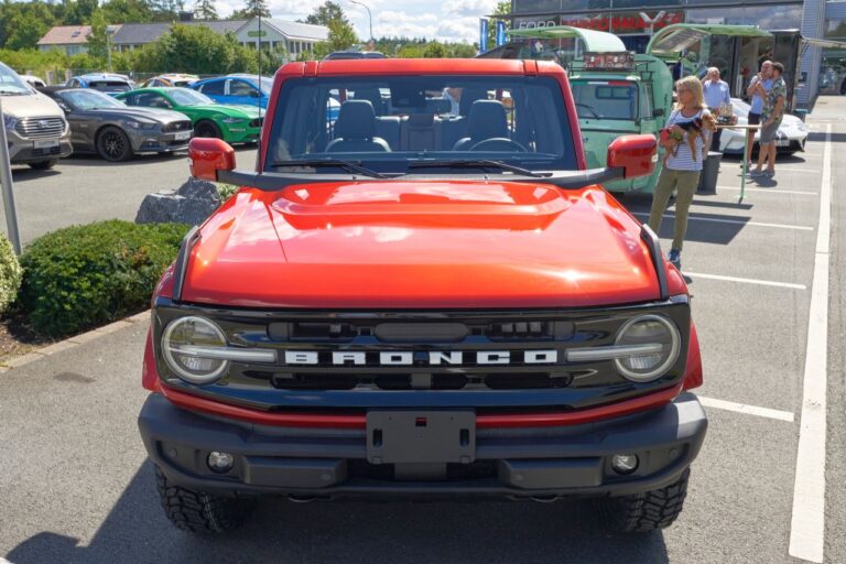 Hagemeier Ford Bronco 33